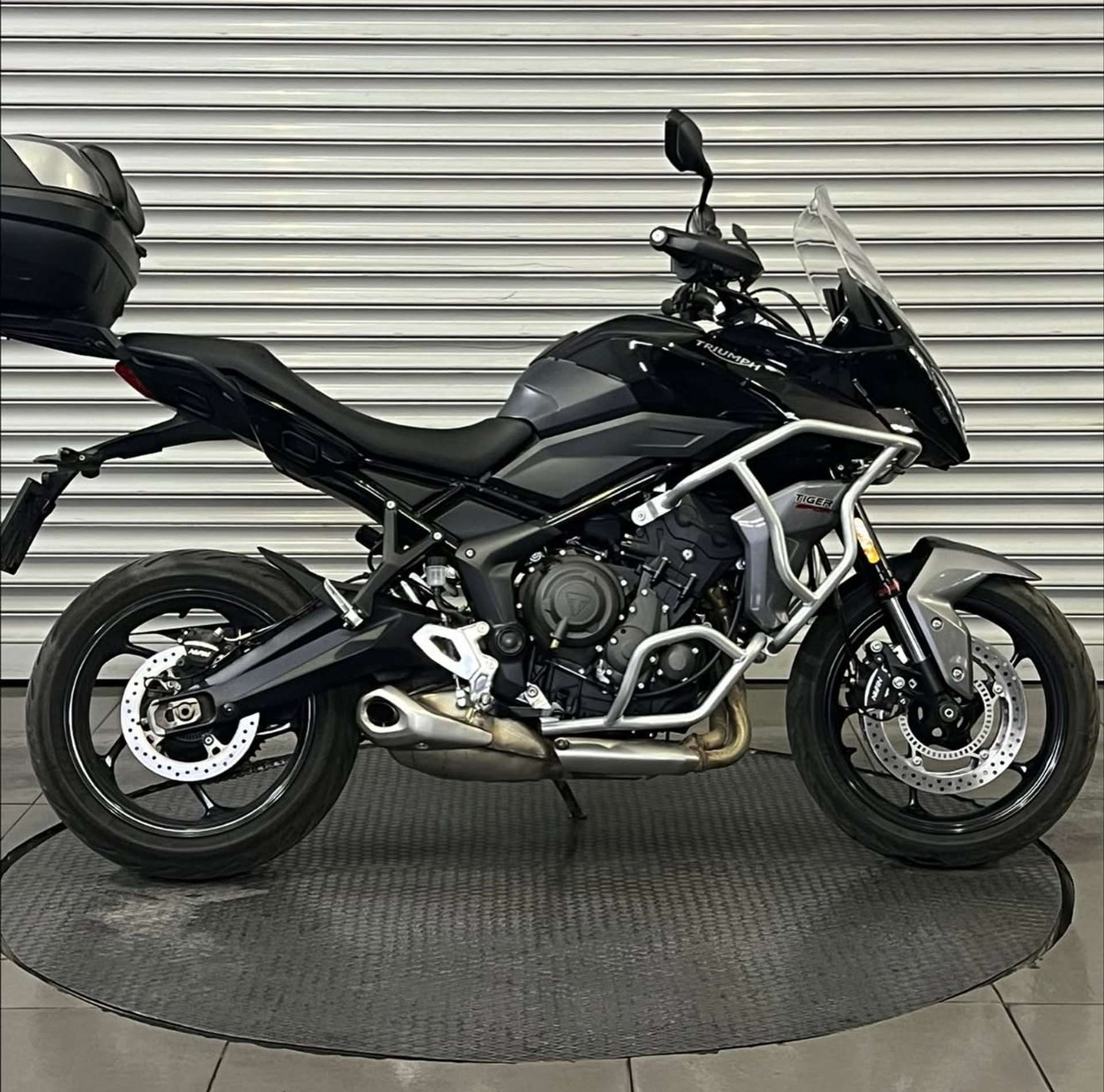 2023 Model 7.700km Orjinal Aksesuar