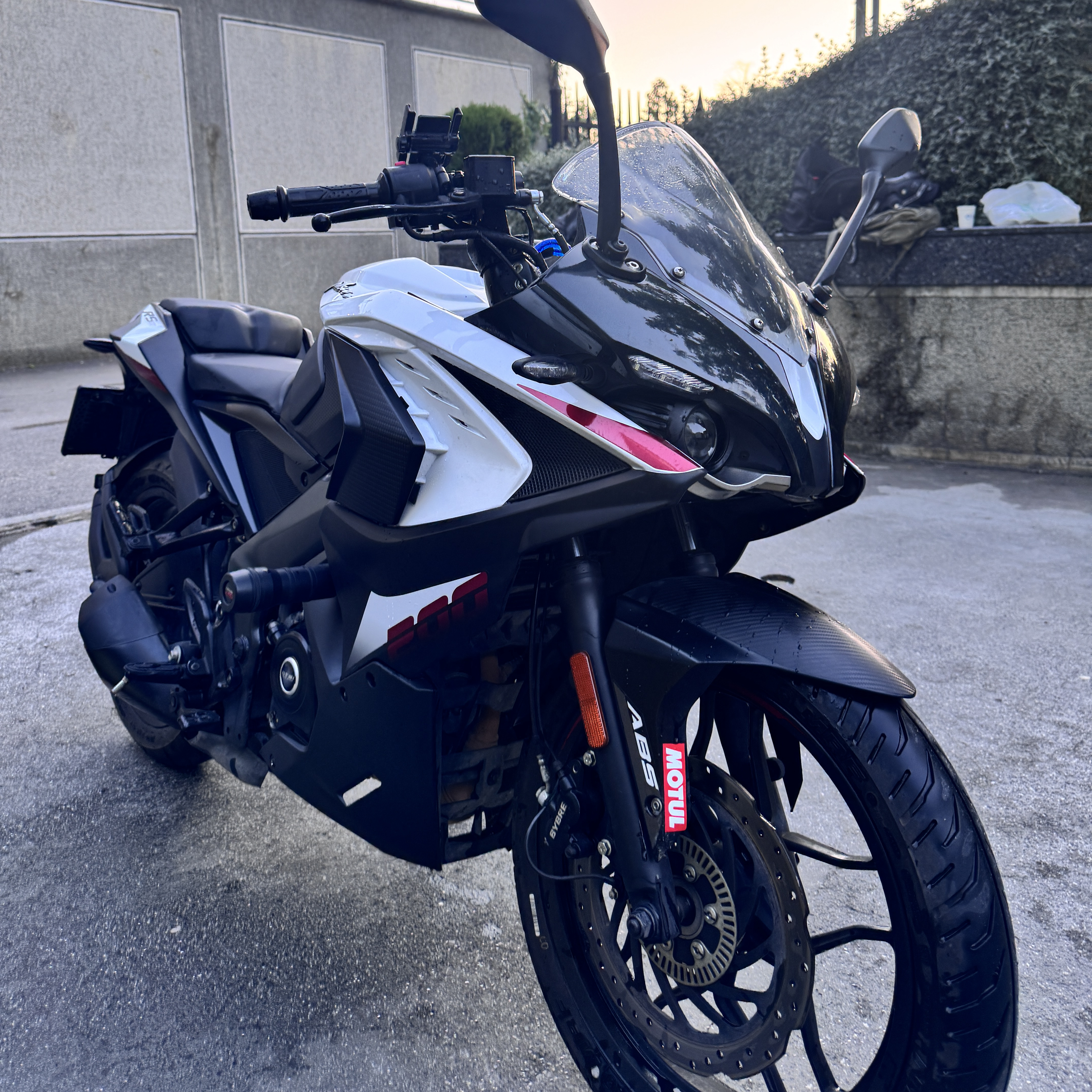 BAJAJ PULSAR RS200 SIFIR AYARINDA